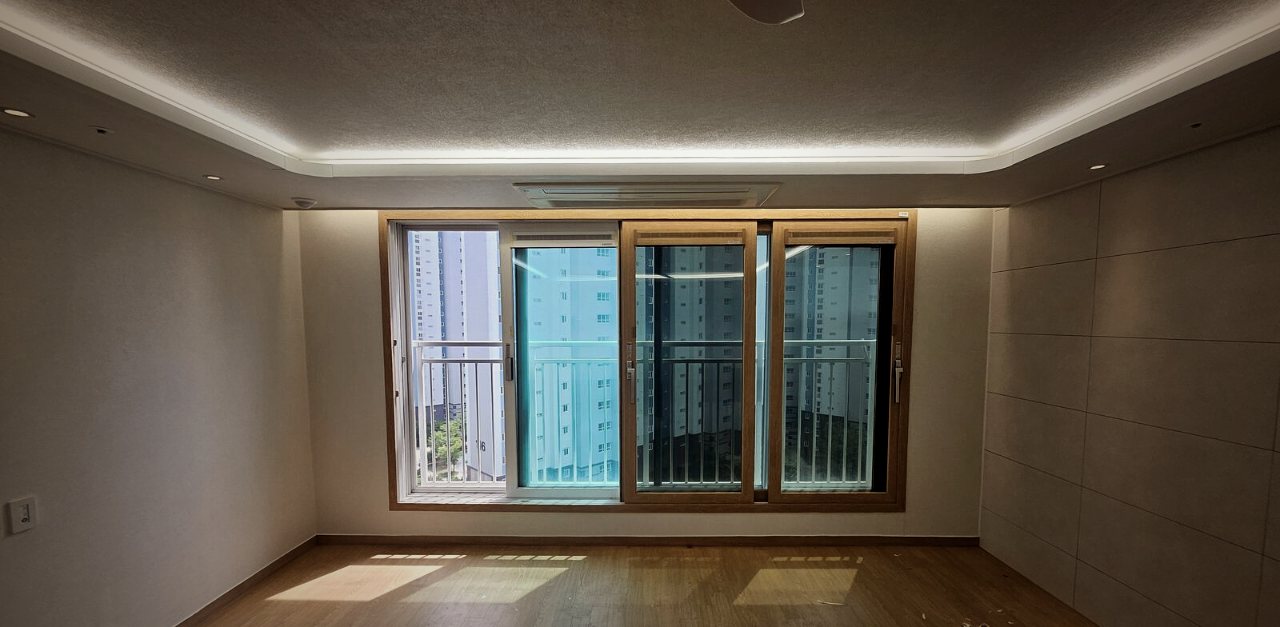 진주 진주 정촌대경파미르 거실 시공 후